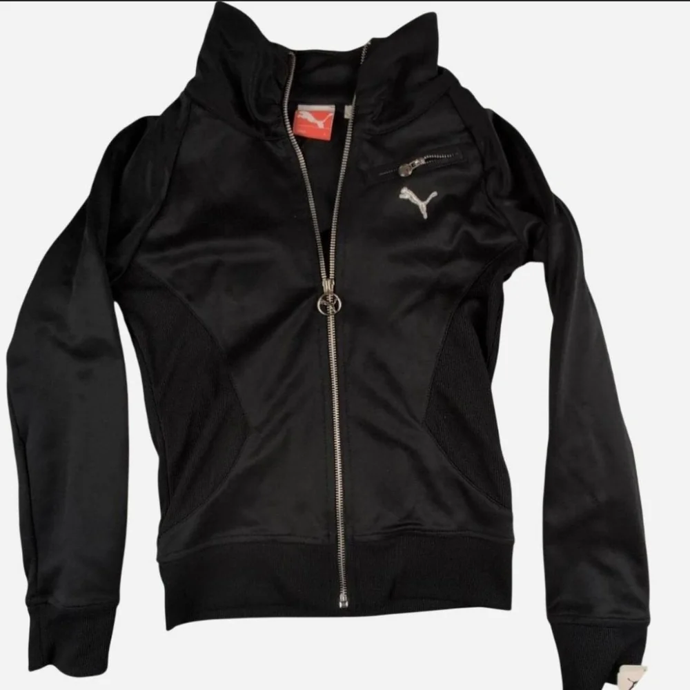 Puma Girls Black Full Zip Jacket Silver Embroidered Glitter Logo Large NWT‎